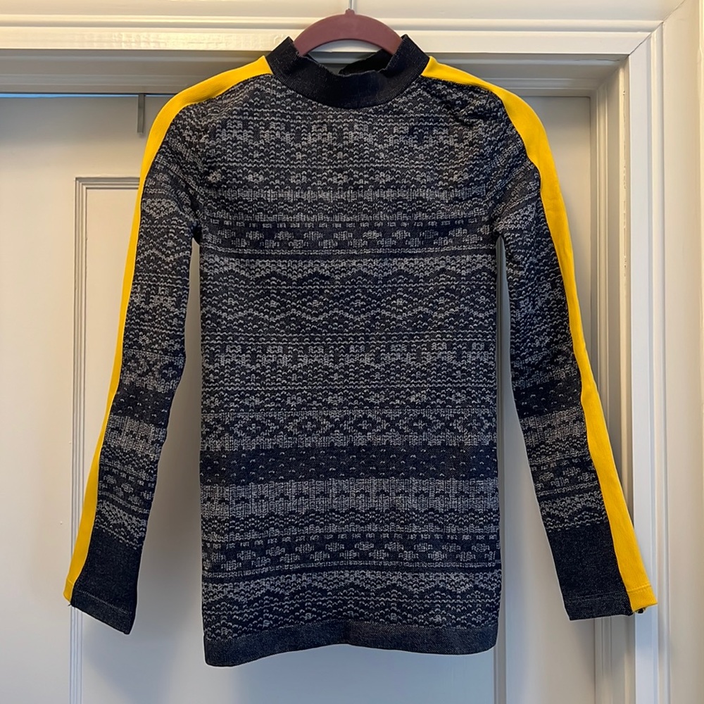 Avocado XS/S Long Sleeve High Neck Athletic Athleisure Top